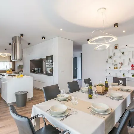 Villa Petra Novigrad (Istria)