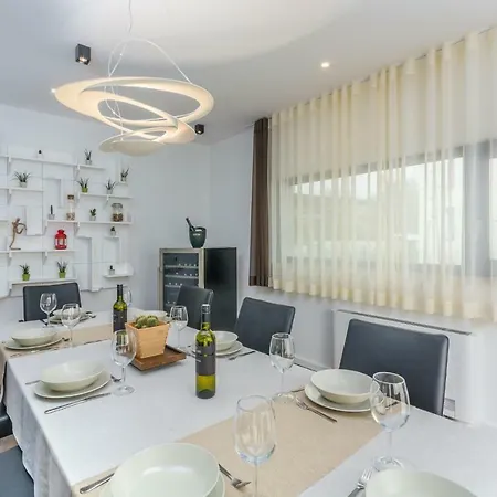 Villa Petra Novigrad (Istria)
