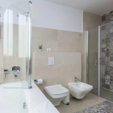 Βίλα Villa Petra *