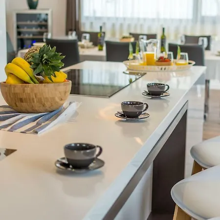 Βίλα Villa Petra *